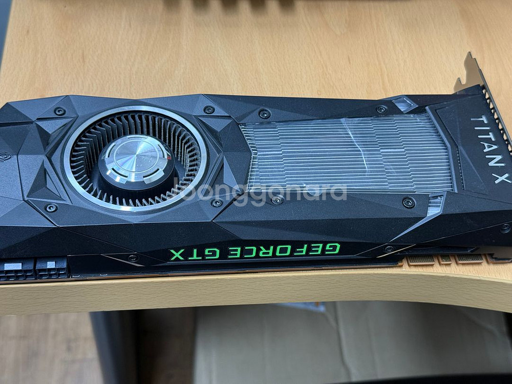 NVIDIA GeForce GTX TITAN Xp--1