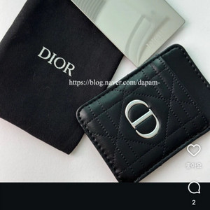 디올뷰티 핸드폰카드지갑