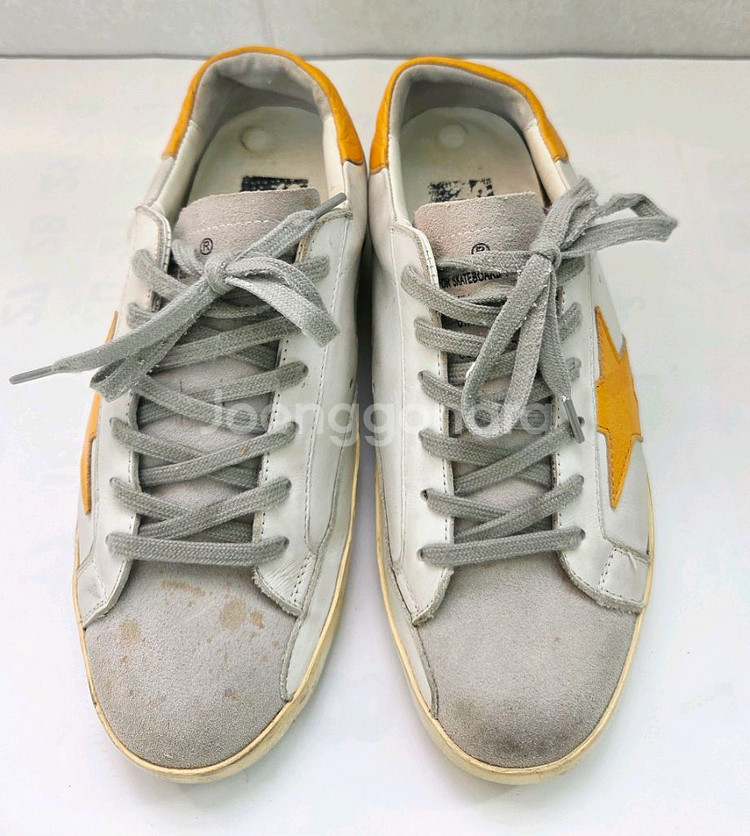 골든구스 열로우스타 스니커즈 38--0