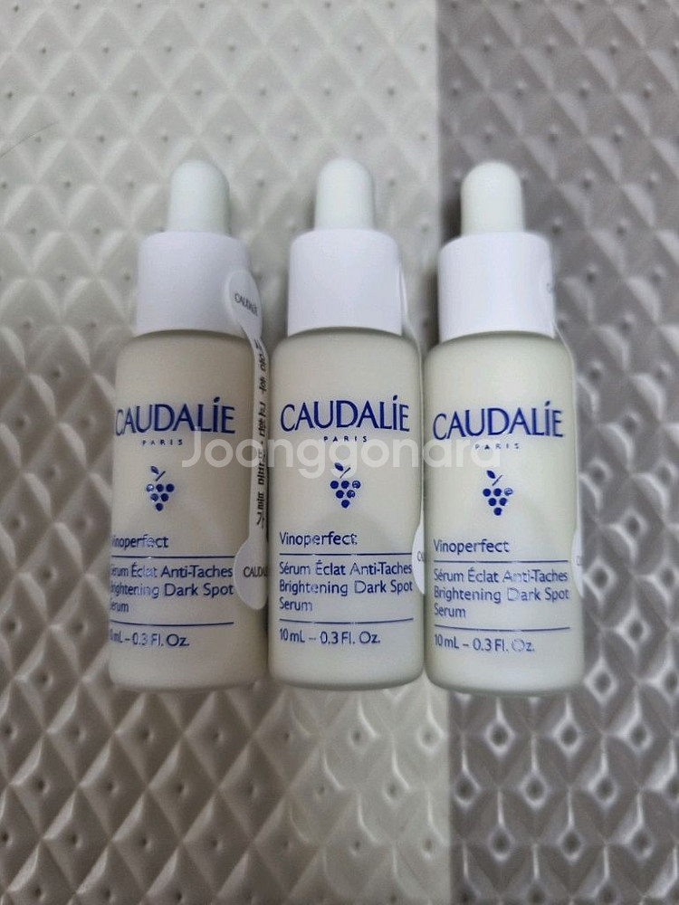 꼬달리 비노퍼펙트 다크스팟 세럼--0