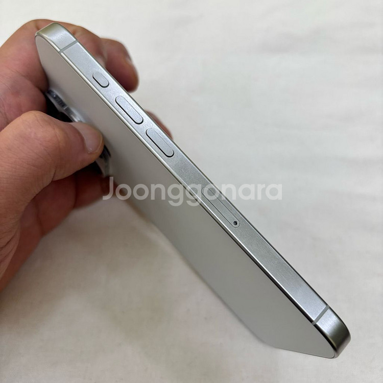 아이폰 15프로 128 화이트 2206--4