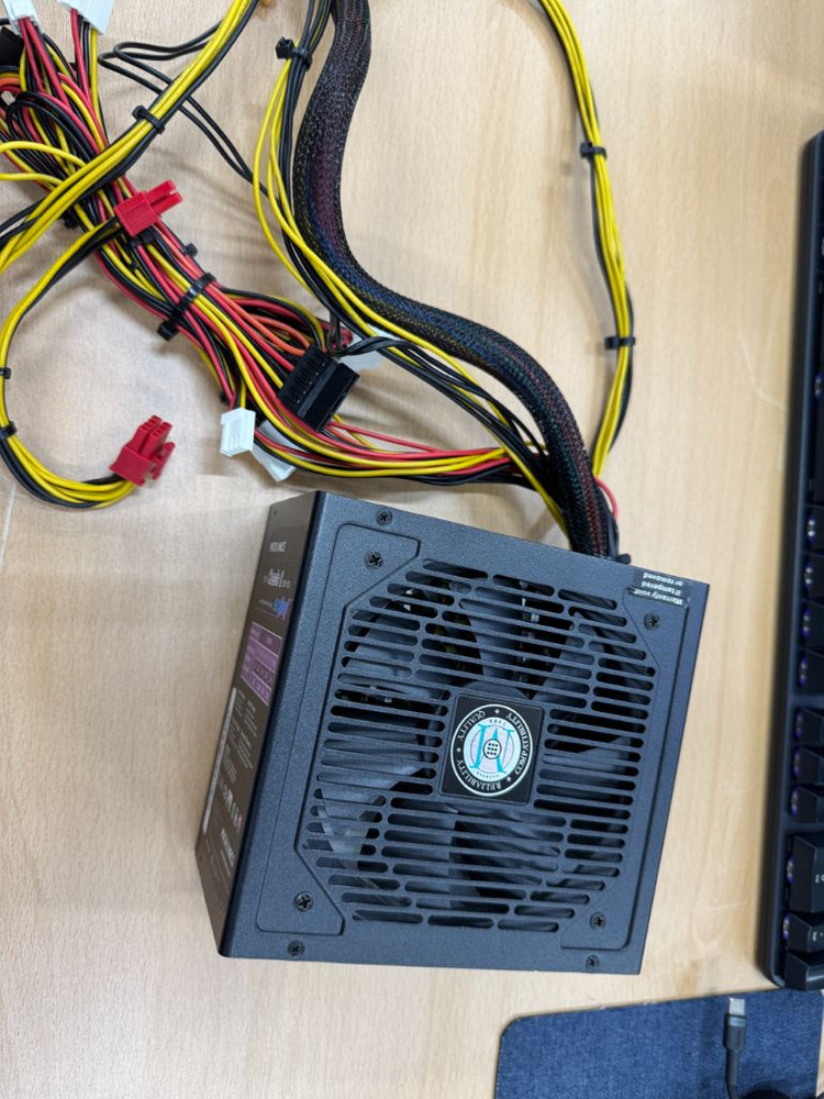 마이크로닉스 클래식2 600w 파워 택--1