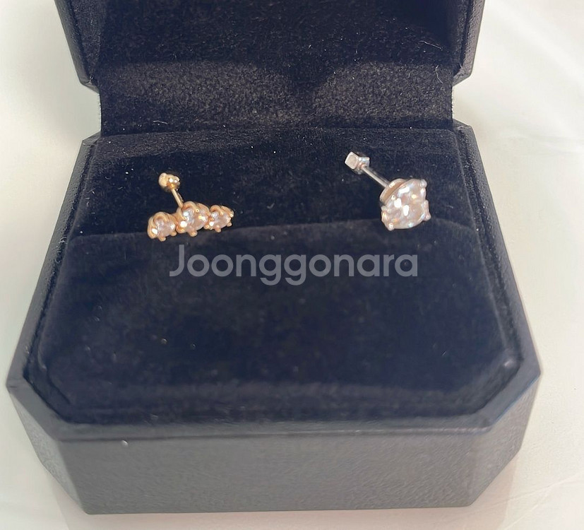 14k 모이사나이트 하트 1캐럿 피어싱 외1종(새상품)--2