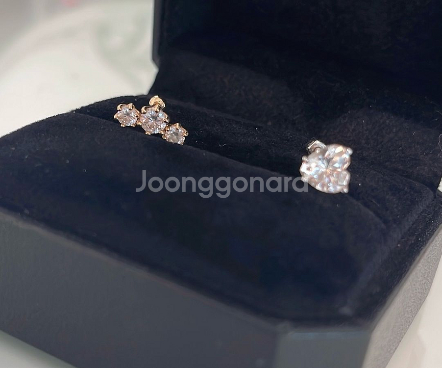 14k 모이사나이트 하트 1캐럿 피어싱 외1종(새상품)--1
