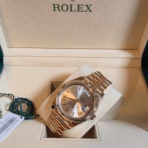 롤렉스 데이데이트 선더스트 로만