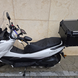 UHR125 오토바이 판매합니다.