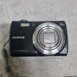 후지 FinePix f100 fd 블랙 카메라
