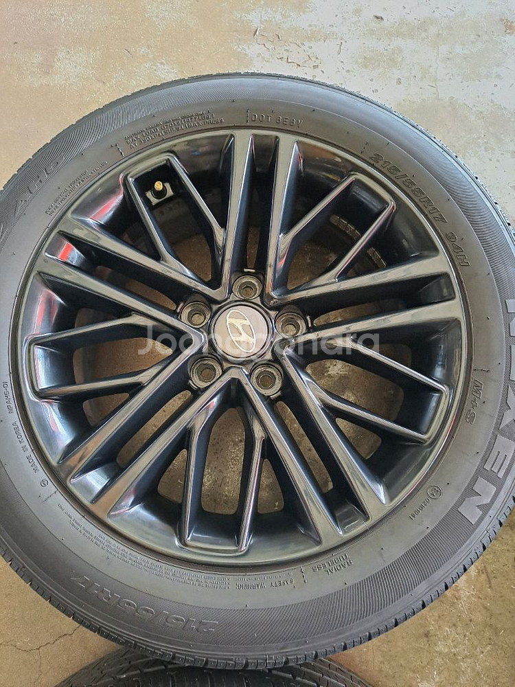 쏘나타용 17인치휠타이어--1