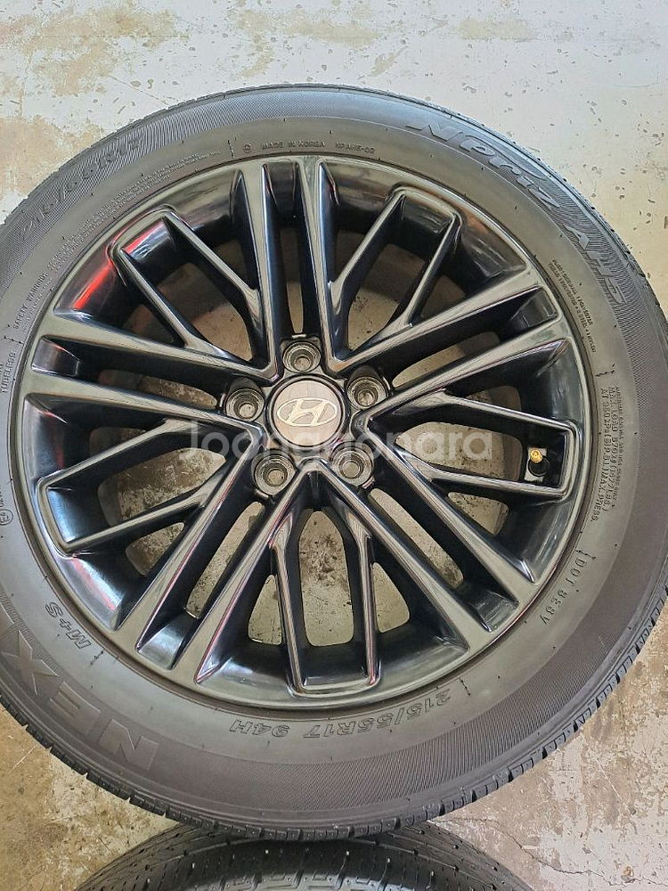 쏘나타용 17인치휠타이어--4