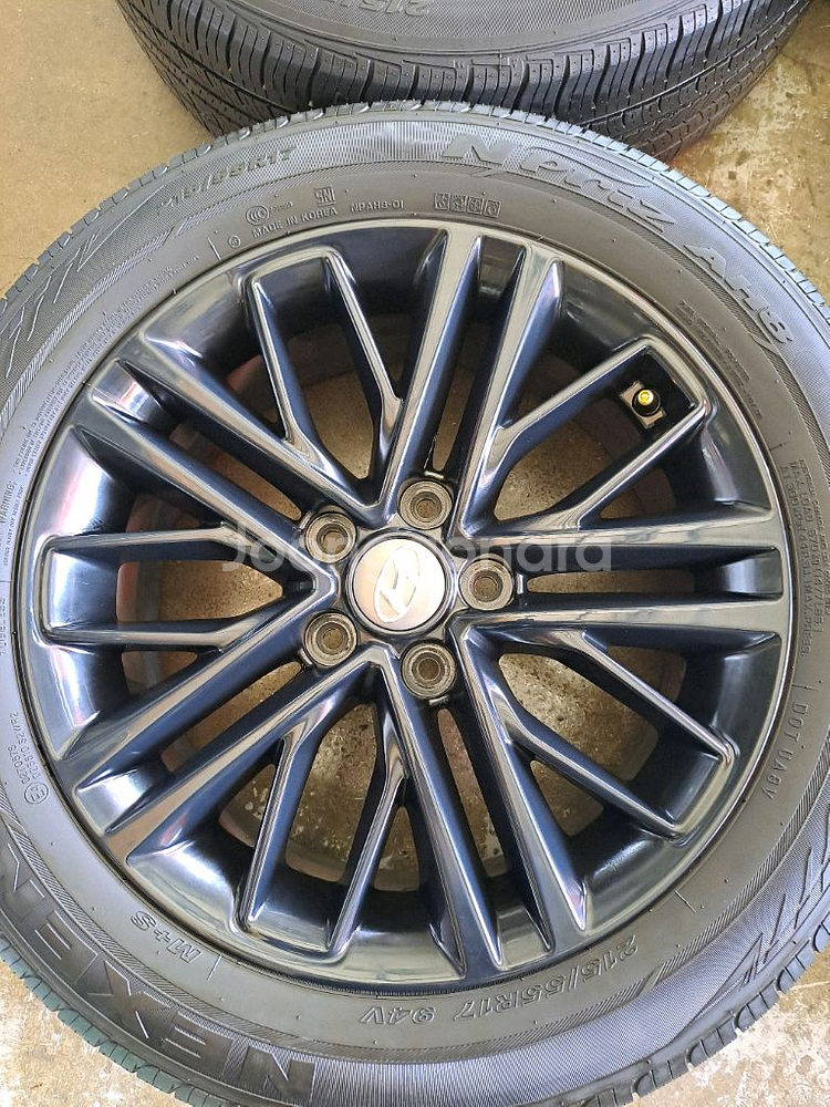 쏘나타용 17인치휠타이어--2