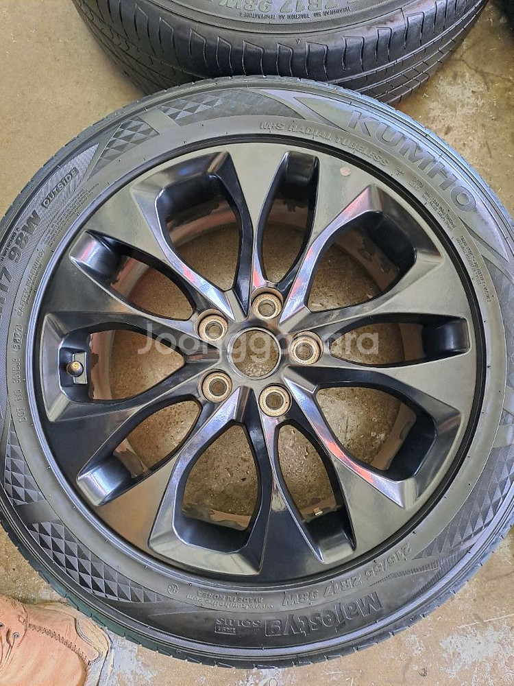 k5 쏘나타용 17인치휠타이어--1