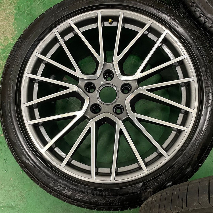 포르쉐 카이엔 21인치 휠타이어 터보 RS 스파이더--3