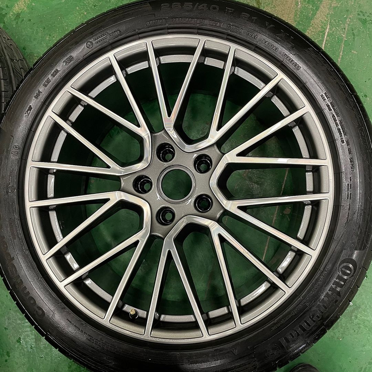 포르쉐 카이엔 21인치 휠타이어 터보 RS 스파이더--2