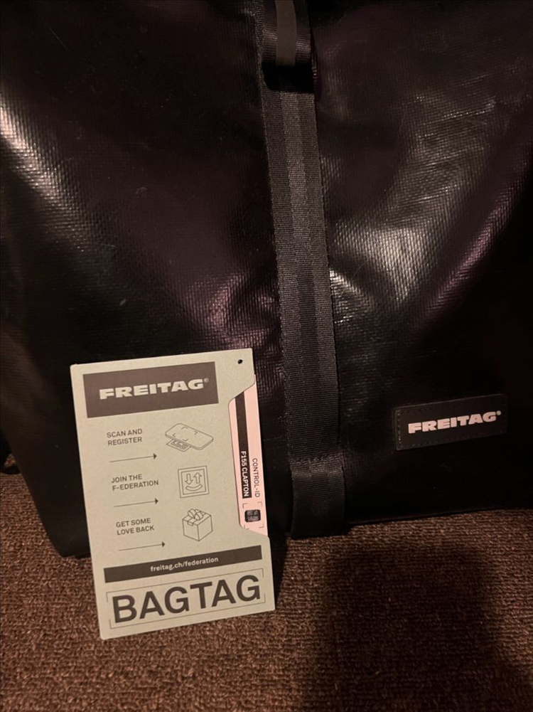 프라이탁 클랩튼 올블랙 이미지