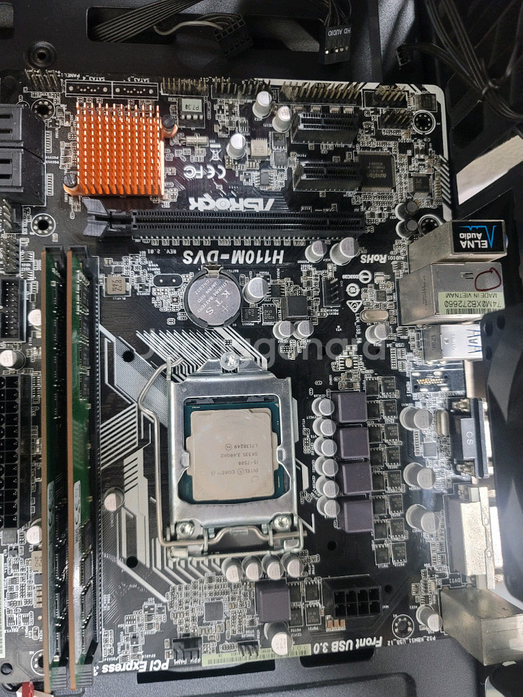 반본체 팝니다i5-7500/12g ram/600w파워--0