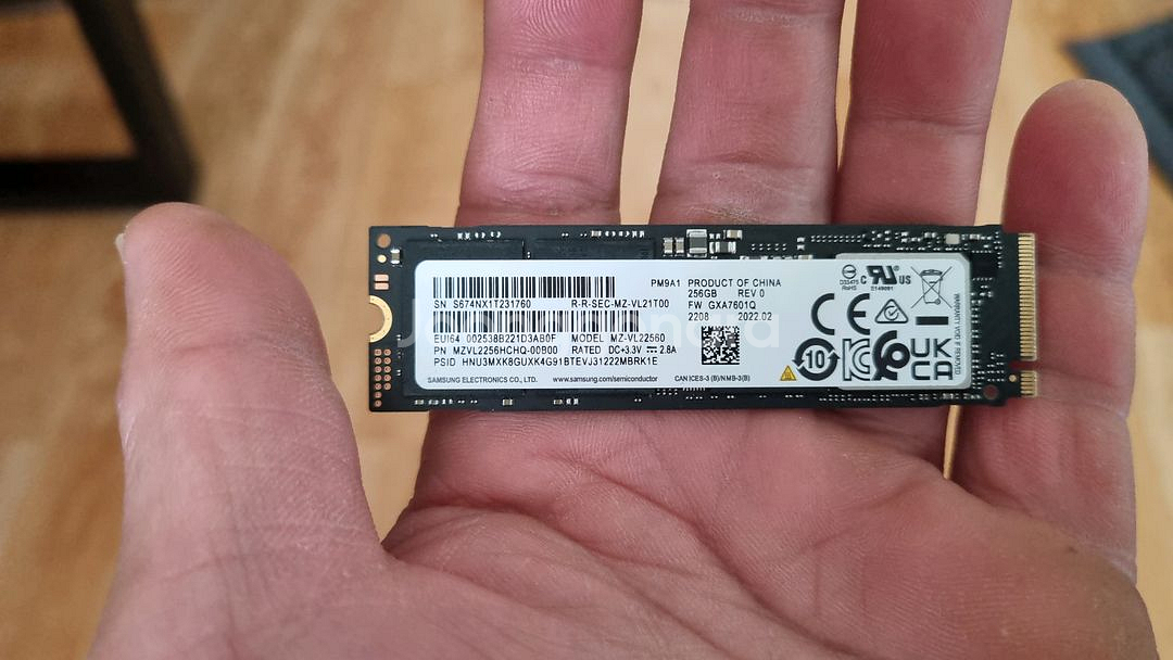 PM9A1 256GB SSD, NVME--0