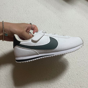 새상품) 나이키 키즈 코르테즈 이지온 190사이즈