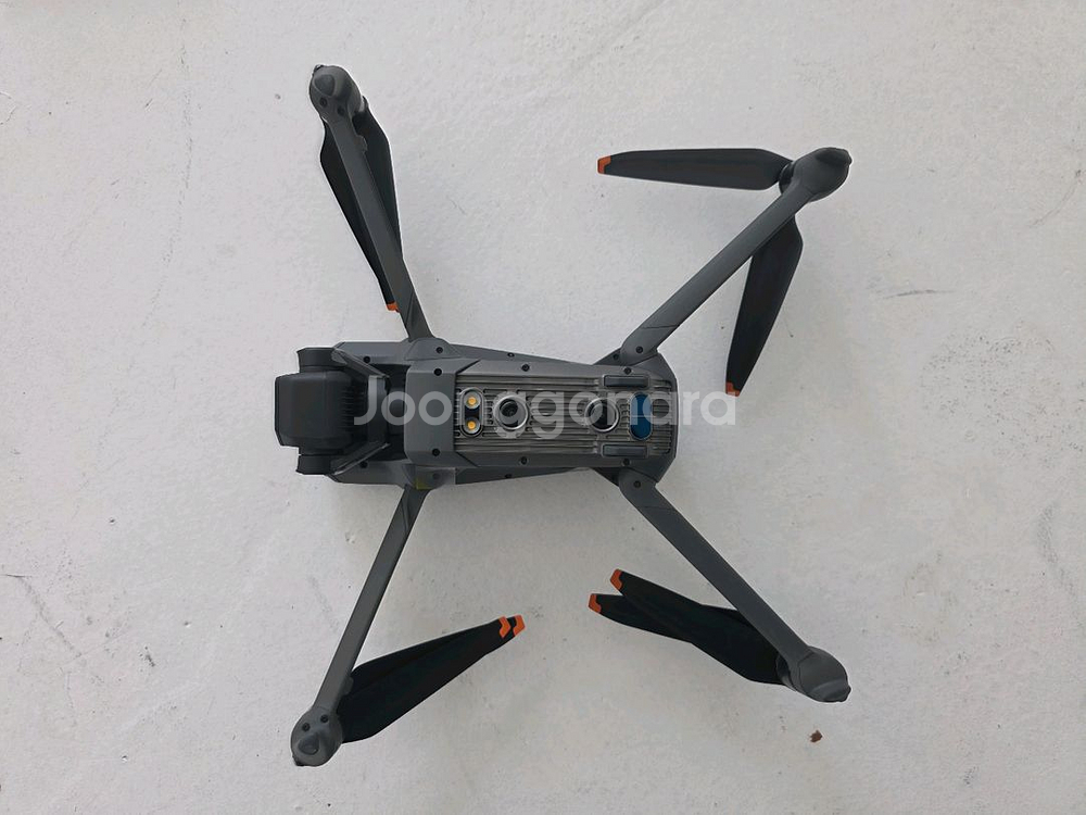 DJI Mavic 3 콤보+RC조종기--5