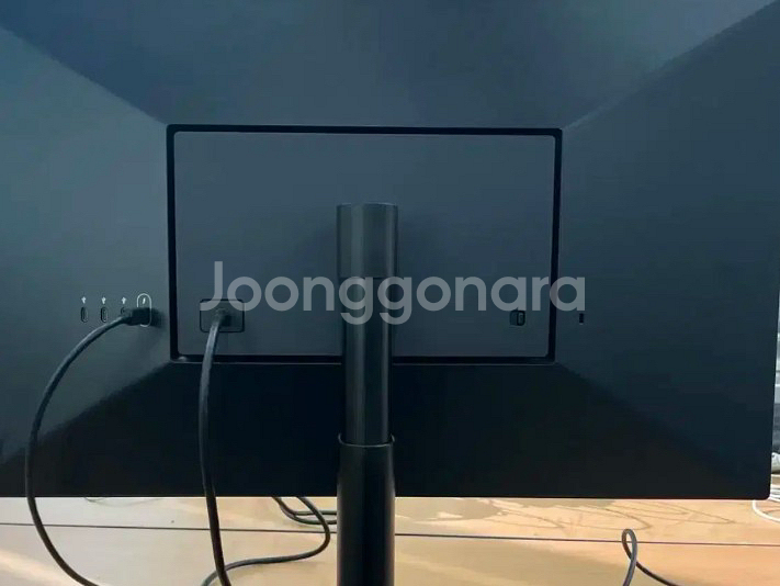 lg 27인치 울트라파인 5k 2세대 (27MD5KL)--1