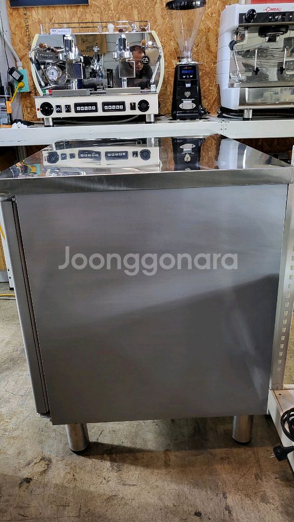 우성 테이블 냉동고 1200사이즈--2