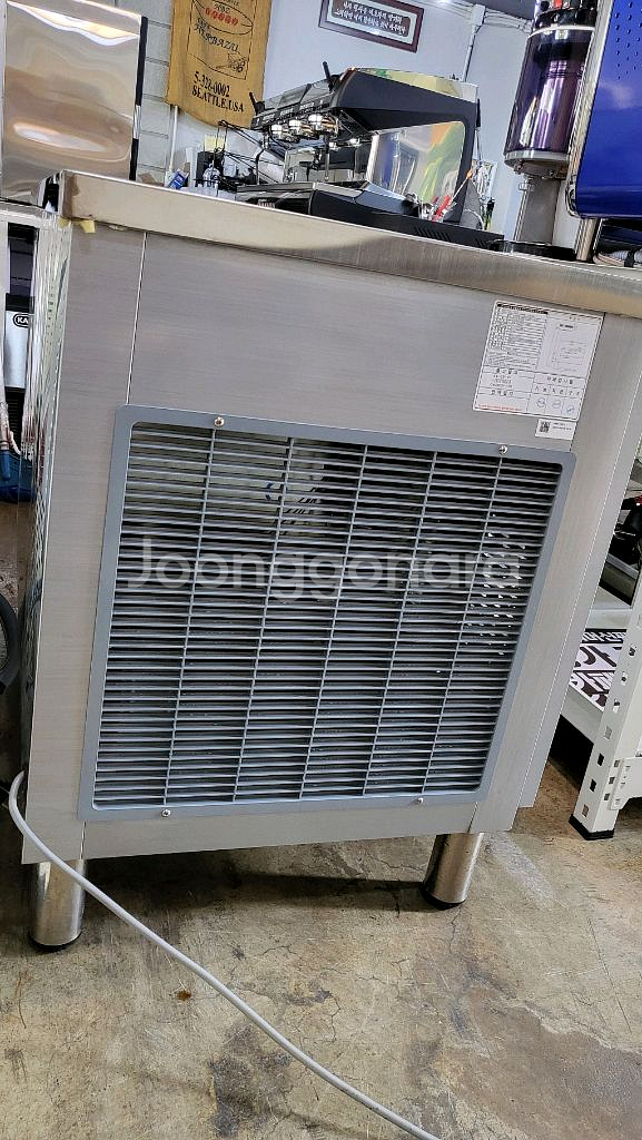 우성 테이블 냉동고 1200사이즈--4