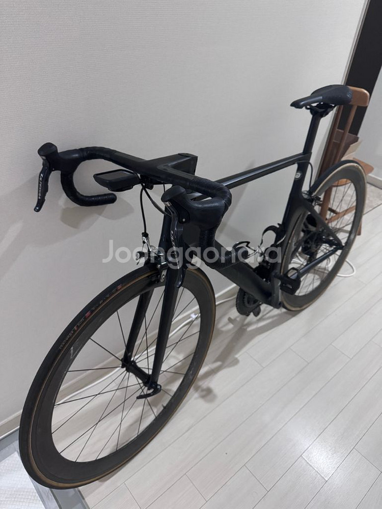 캐니언 에어로드 cf slx 9.0 울테di2 M사이즈--0