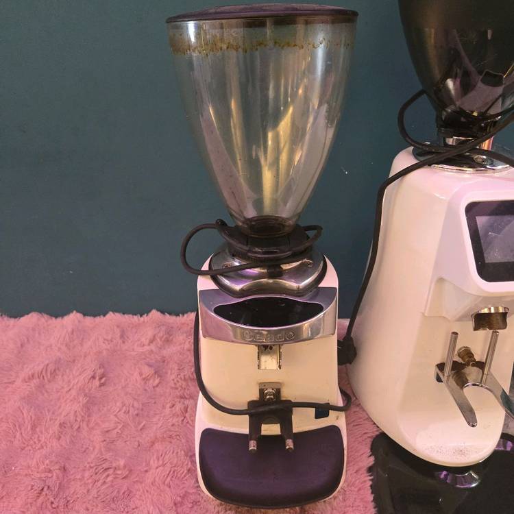 커피머신.디스펜서.그라인더세트 이미지