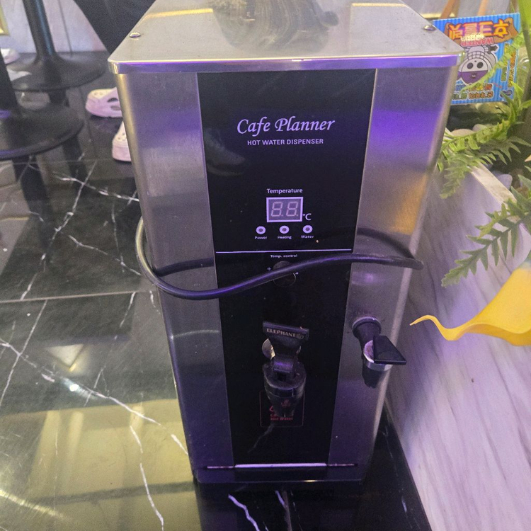 커피머신.디스펜서.그라인더세트 이미지