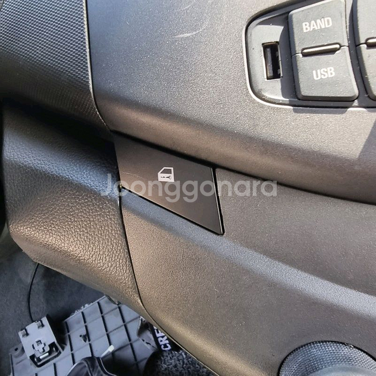 마티즈 스파크 12년이전 도어락 언락버튼 삽니다--0