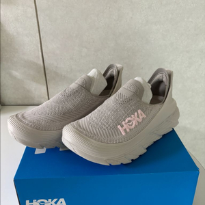 호카 HOKA U Restore TC 런닝화 (새상품)