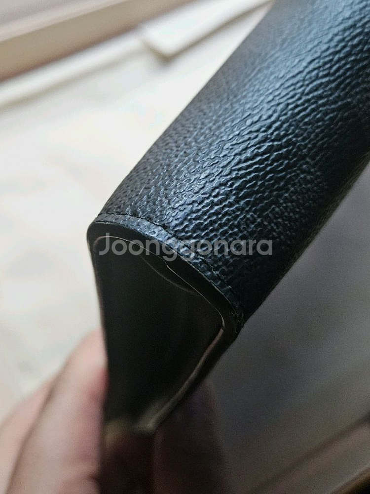 루이비통 클러치 팝니다.--5