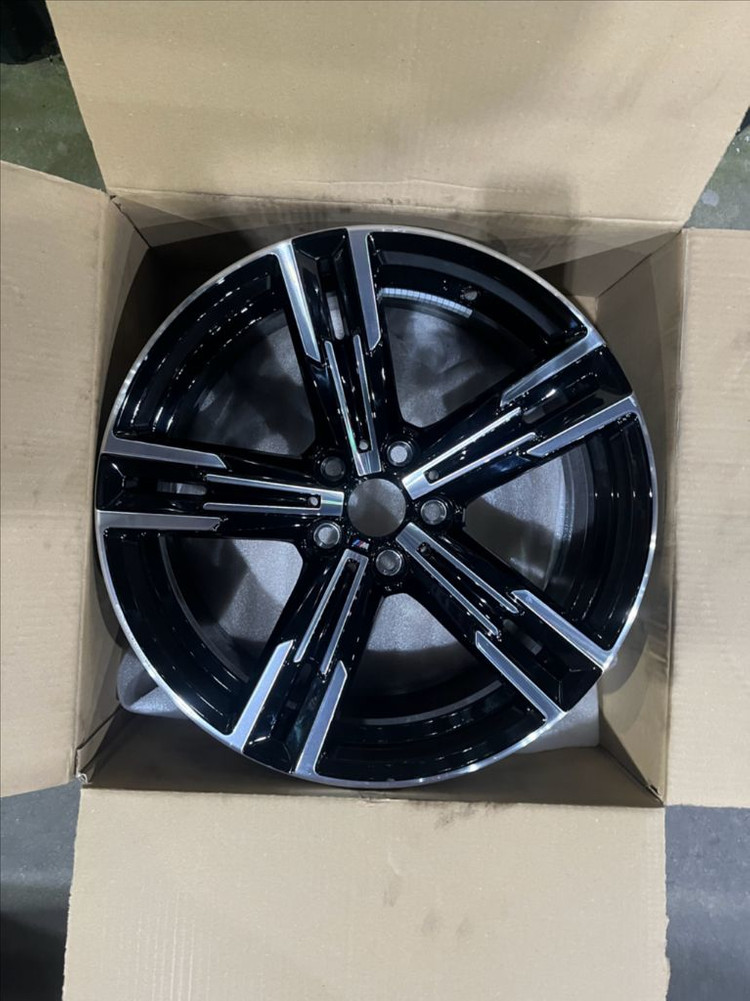 BMW G20 320 MSP 순정 휠 이미지