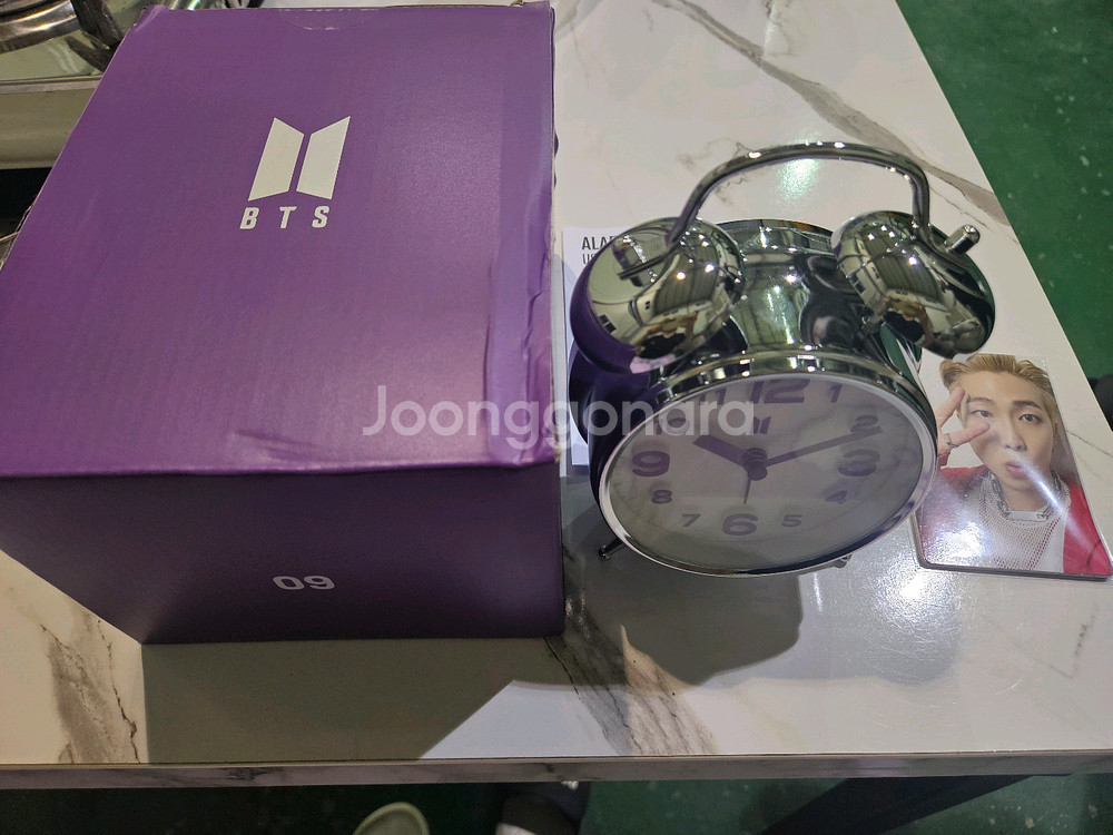 새상품) BTS 알람 시계 + RM 포토카드 세트 판매--0