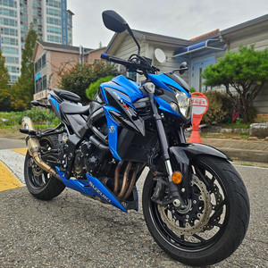 초특가)GSX-S750 스칠반 18년식1만 머플러구변O