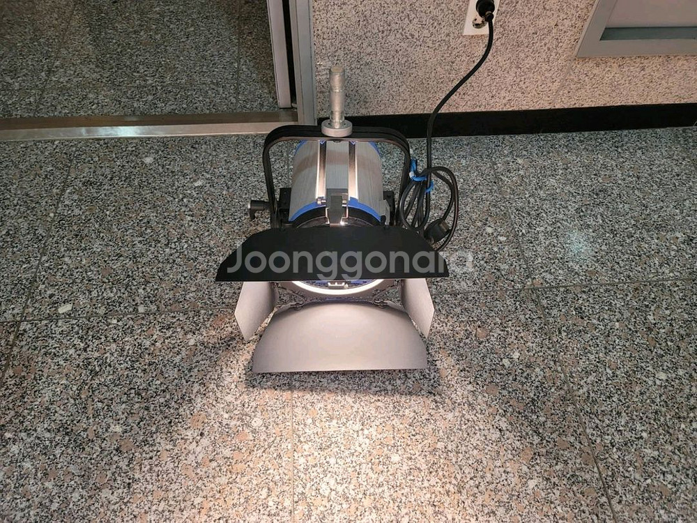 미소닉스 MISONICS FLOOD PX1 LED 조명--4