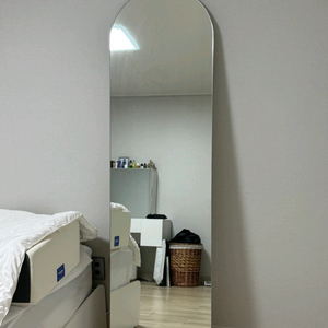 전신거울 판매합니다.