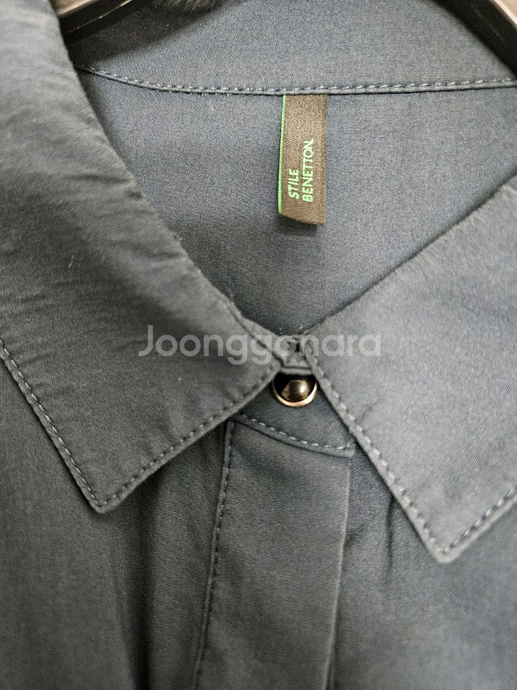 베네통 소매 디테일 티셔츠--4