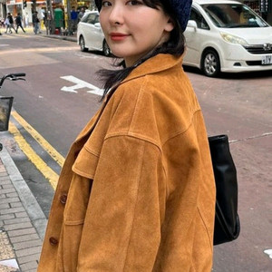시야쥬 스웨이드 자켓(슬기 착용)