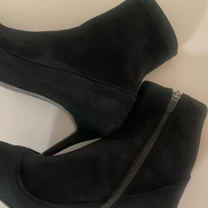 슈르떼 삭스 앵클부츠 7cm 230(36)사이즈