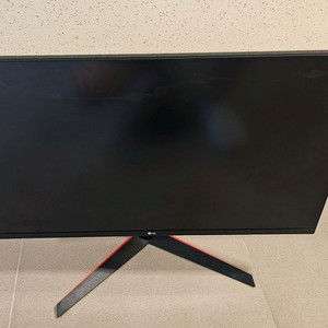 고장난(액정깨짐) 모니터 LG 32gk850f 팔아요