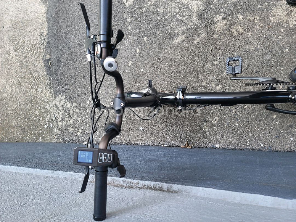 그루 E4T 초경량 전기자전거 미니벨로 판매 (접이식,트라이폴딩)--7