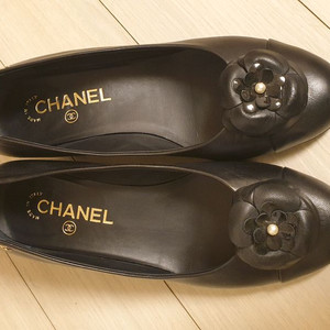 샤넬 까멜리아 구두 38