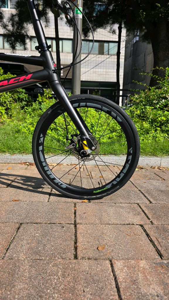 퍼시픽 리치GT 블랙 미니벨로 이미지