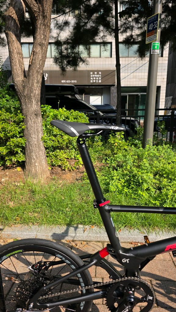 퍼시픽 리치GT 블랙 미니벨로 이미지