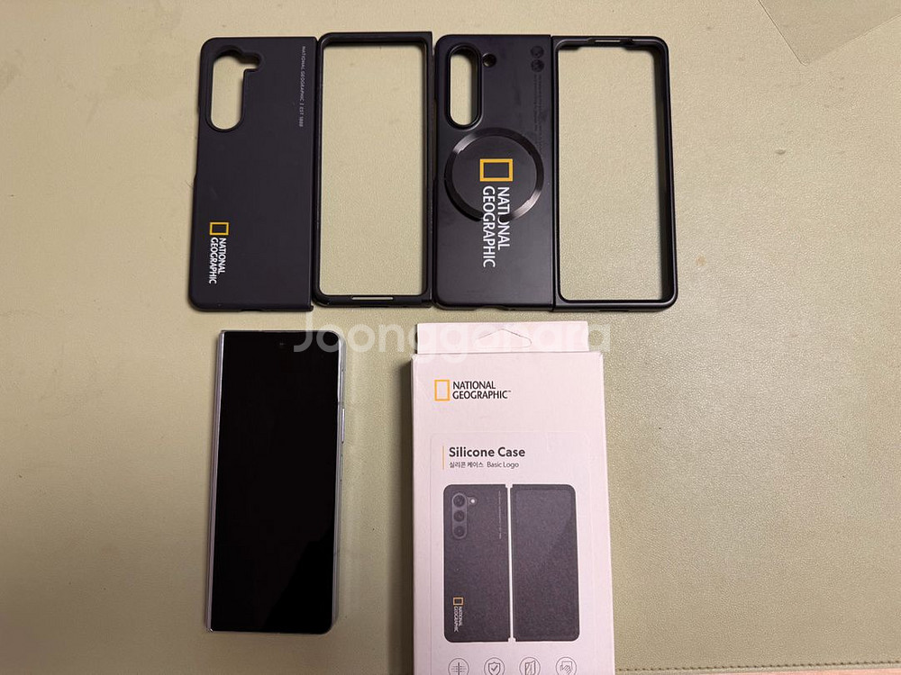 갤럭시 z폴드5 512기가 상태 양호--0