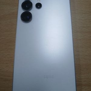 갤럭시 S25울트라 256G 티타늄 화이트 판매합니다.