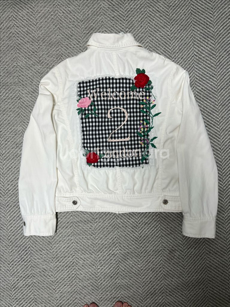 오즈세컨 화이트 데님 자켓 정품--1