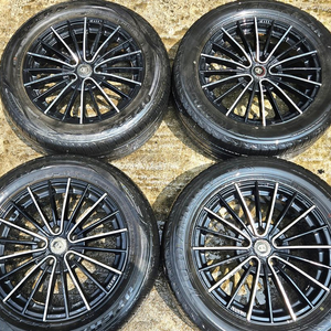 마르셀로 17인치휠타이어 pcd114.3 현대 기아 이미지