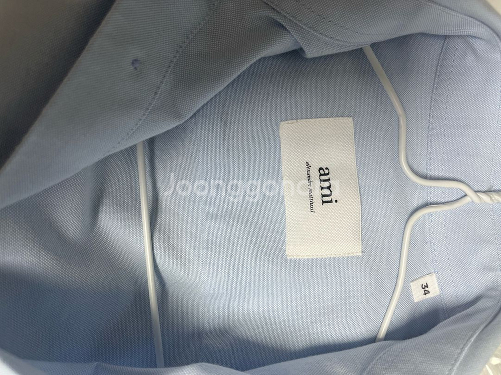 아미 스몰 하트 로고 코튼 옥스퍼드 스카이블루 셔츠--3