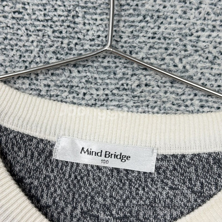 마인드브릿지 캐주얼 스트라이프 라이트 그레이니트 100--4